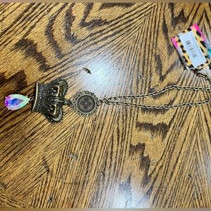 Boutique Crown Jewel necklace